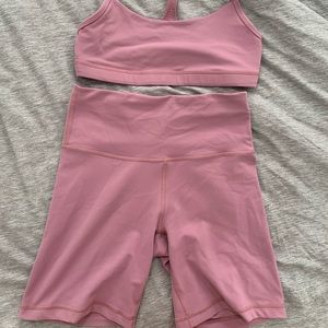 ARITZIA TNA WORKOUT SET